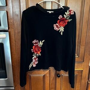 Persaya Black Rose Embroidered Cropped Hoodie Size Large